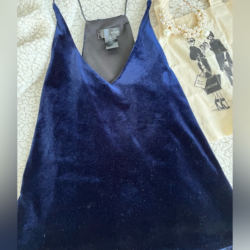 Blue velvet tank top. Size Small.